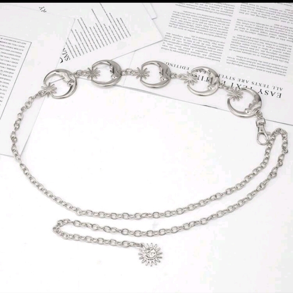 Celestial Silver Chain Belt - Picture 12 of 13
